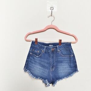 UO BDG Medium Wash Super High Rise Dolphin Frayed Hem Denim Short Shorts Size 2